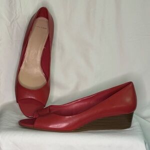 Cole Haan Peep Toe Wood Heel Pump - Size 10.5